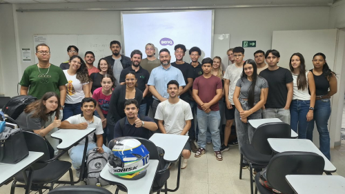 CEO da AgroExport compartilha experiência prática sobre exportações com alunos da Univ…